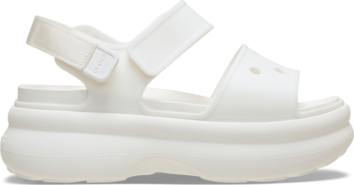 Crocs, 1819 Kč, urbanlux.cz
