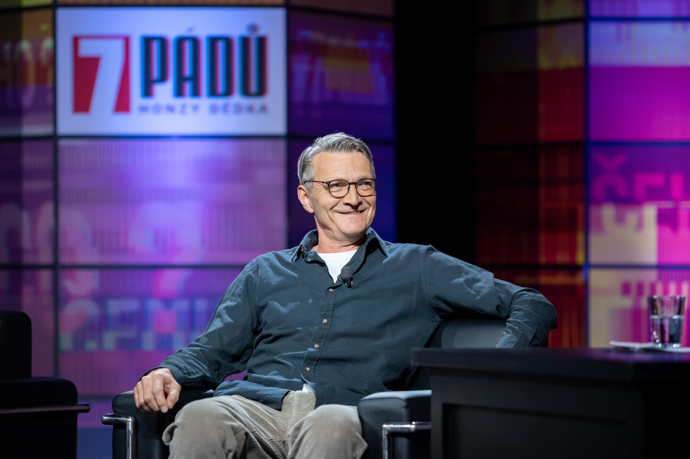 V show 7 pádů Honzy Dědka režisér všechny pobavil

