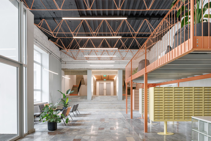Ubytovna s názvem KOSMALT vznikal v 60. letech pod dohledem architektů Ladislava Greče a Róberta Kandríka. Stojí na košickém sídlišti Terasa jako výrazný orientační bod. 
