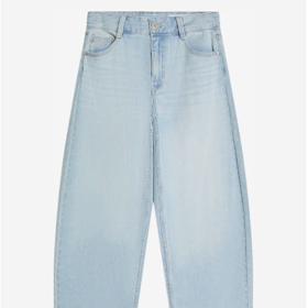 barrel jeans Bershka, 849 Kč, prodává About You

