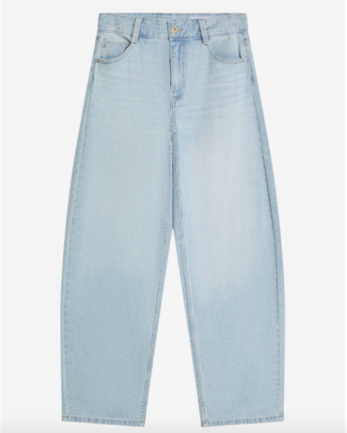 barrel jeans Bershka, 849 Kč, prodává About You
barrel jeans Bershka, 849 Kč, prodává About You