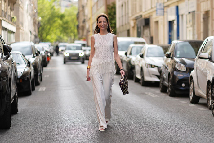 Třásně outfit nádherně rozvlní
Třásně outfit nádherně rozvlní