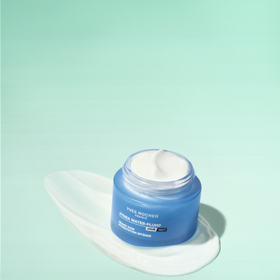 Intenzivní hydratační péče Hydra Water-Plump, Yves Rocher, 699 Kč (75 ml)
