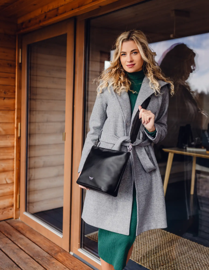 Crossbody kabelka Sabin Black, prodává Vuch, 849 Kč
