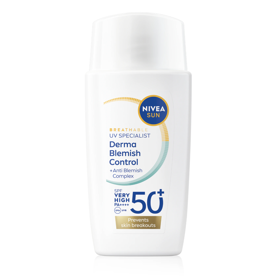 Krém s SPF pro pleť s nedokonalostmi NIVEA SUN Derma Skin Clear, 269 Kč (40 ml), prodává Notino
Krém s SPF pro pleť s nedokonalostmi NIVEA SUN Derma Skin Clear, 269 Kč (40 ml), prodává Notino