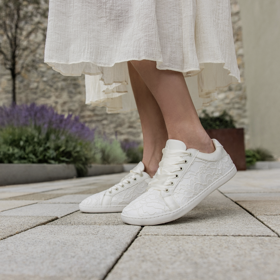 barefoot boty Lovin, 3700 Kč
barefoot boty Lovin, 3700 Kč