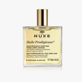 Multifunkční olej na obličej, vlasy i tělo Nuxe Huile Prodigieuse, 519 Kč (50 ml), prodává Notino
Multifunkční olej na obličej, vlasy i tělo Nuxe Huile Prodigieuse, 519 Kč (50 ml), prodává Notino