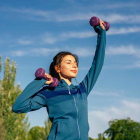 Podle nejnovější studie by cvičení mohlo sloužit jako účinný lék na onemocnění Parkinsonem.
