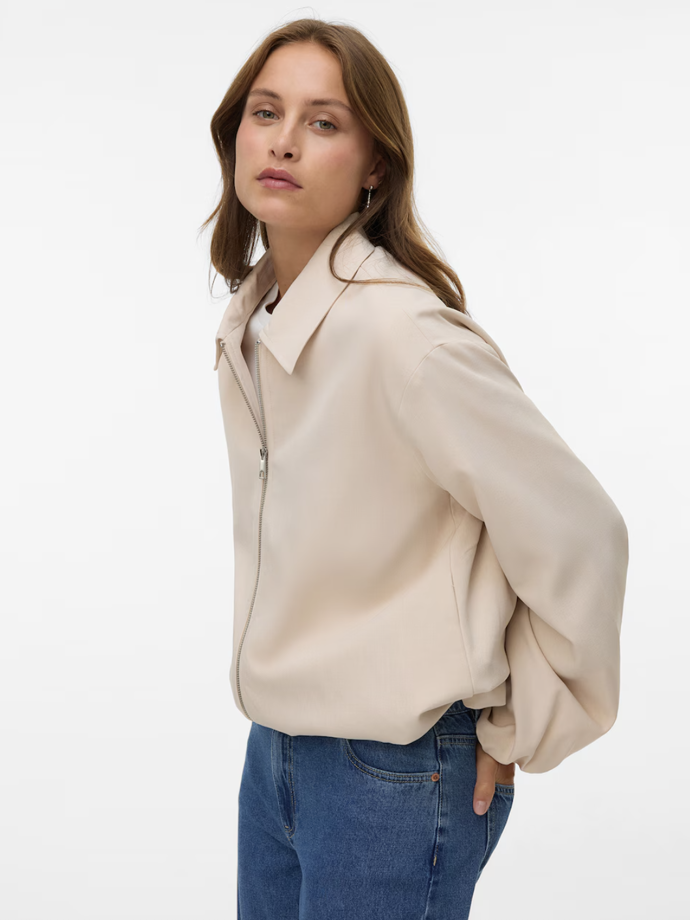 Vero Moda, 1 499 Kč, prodává About You

 
