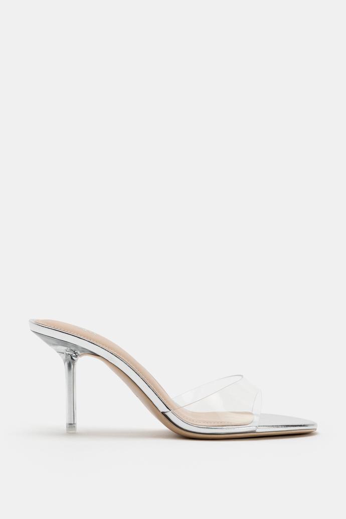 Zara, 999 Kč
