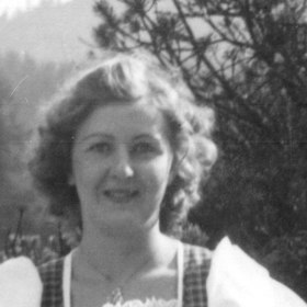Eva Braunová
Eva Braunová