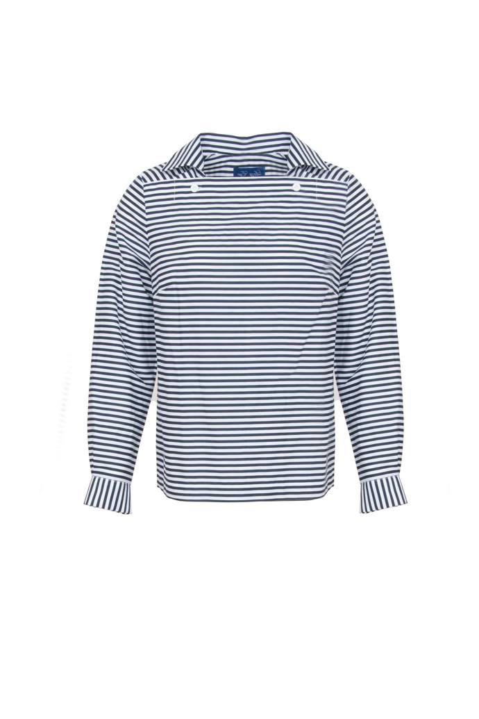 Měkký dárek? Jen ten stylový:
Unisex švédská košile, vychází ze střihu z 40. let 20. století, Lazy Eye, 3400 Kč

