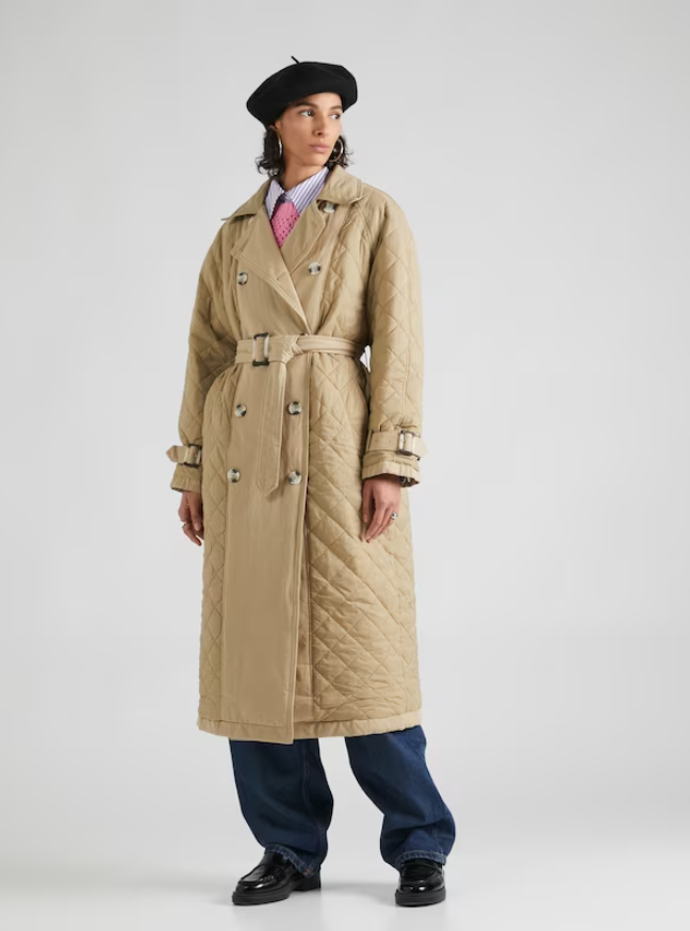 Světlý kabát, TopShop, 2878 Kč, prodává AboutYou
