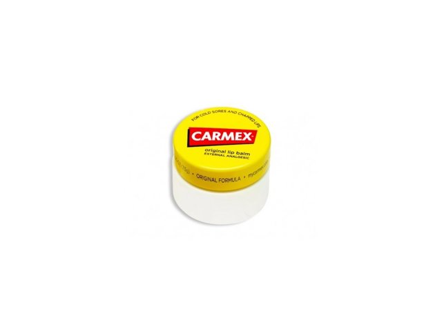 Z DENÍKU KOSMETICKÉ REDAKTORKY: 7 produktů, bez kterých se v létě neobejdete Z DENÍKU KOSMETICKÉ REDAKTORKY: 7 produktů, bez kterých se v létě neobejdete