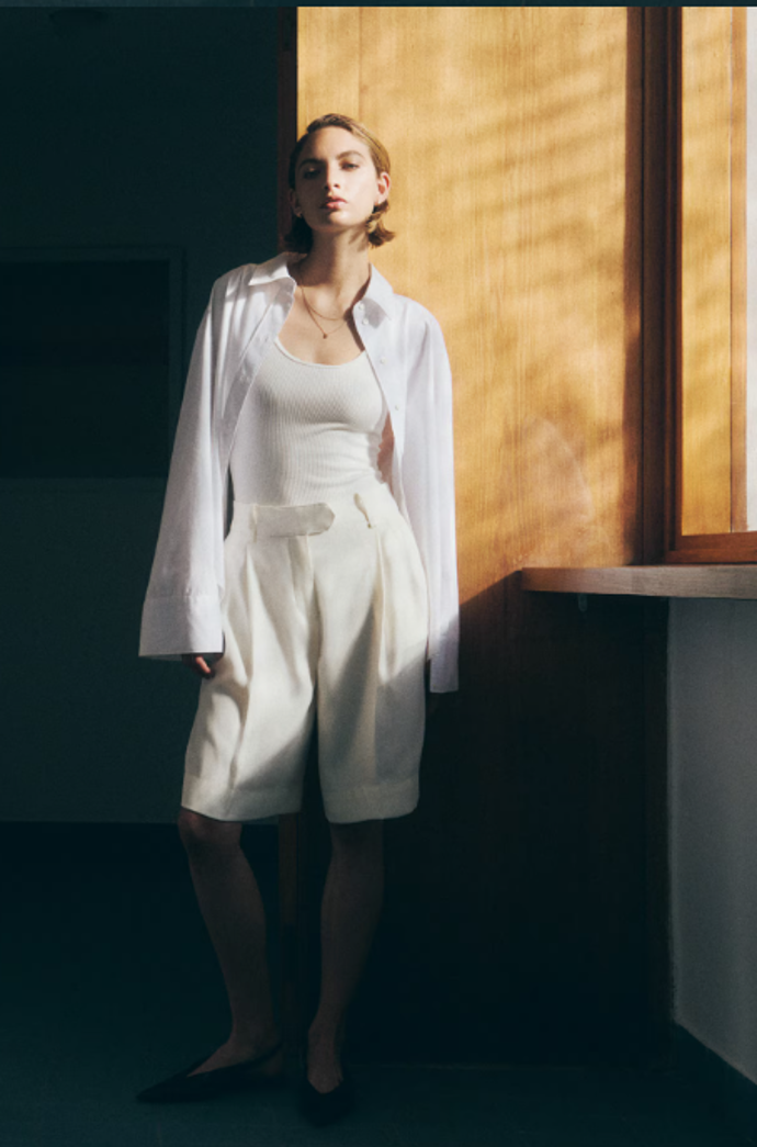 Elegantní bermudy H&M, 739 Kč
