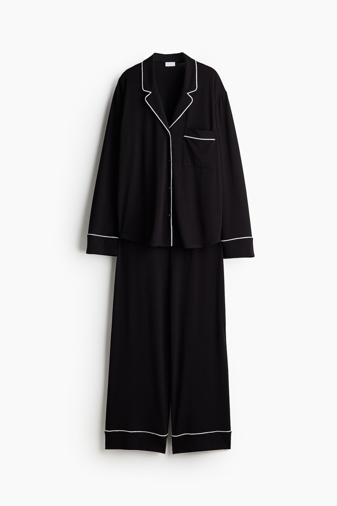 Pyžamo košile a kalhoty, H&M, 719 Kč
