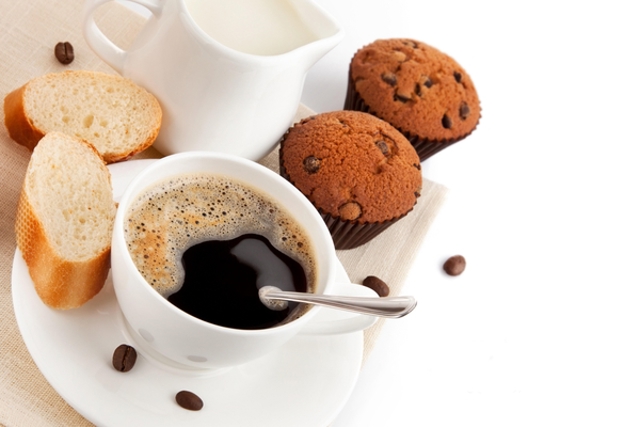 coffee_bread_muffins_breakfast_8846x5922_wallpaper_wallpaperswa.com_53