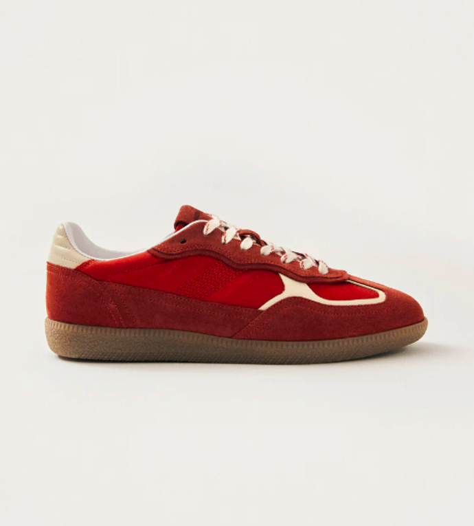 Alohas, 150 eur
Alohas, 150 eur