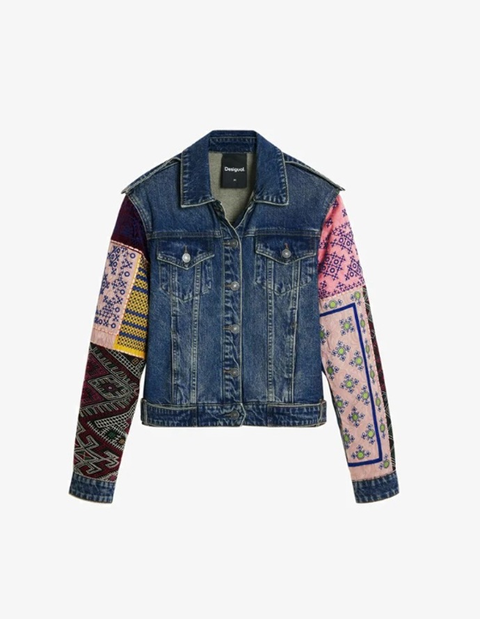 Džínová bunda, Desigual, 2 250 Kč

