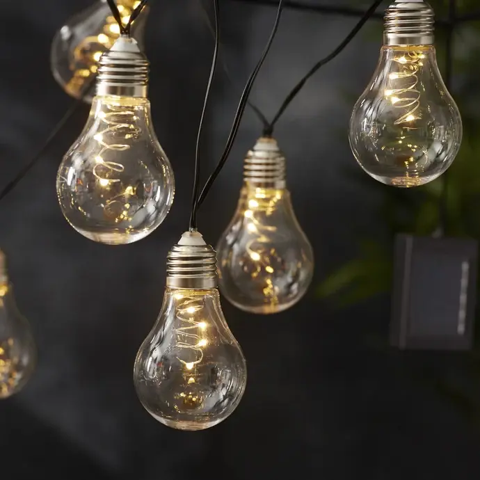 Světelný LED řetěz na solární napájení Glow, Star Trading, 614 Kč
