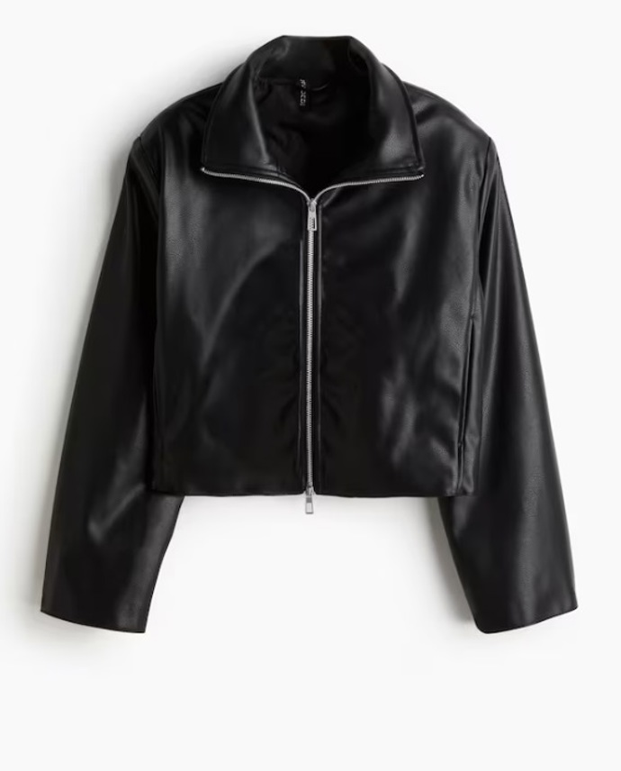 Bunda z umělé kůže, H&M, 1 199 Kč
