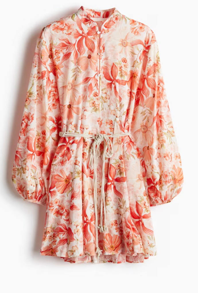 Šaty s drhaným páskem, H&M, 719 Kč
