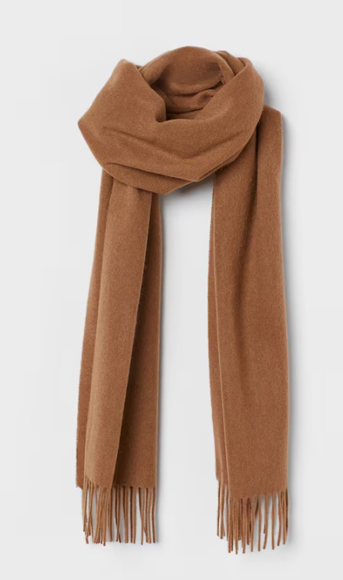 Kašmírová šála, H&M, 1 459 Kč
