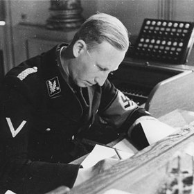 Reinhard Heydrich
Reinhard Heydrich