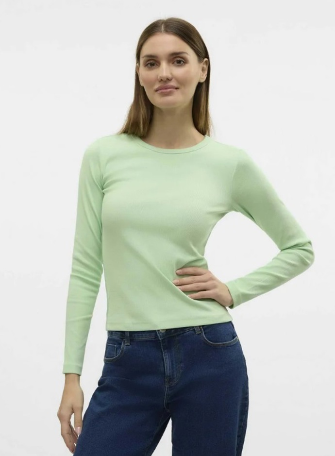 Pistáciový top, Vero Moda, 470 Kč
