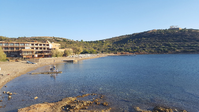 Zátoka Sounion poblíž chrámu Poseidona