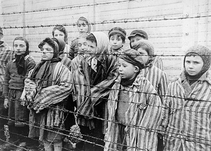 Děti v koncentračním táboře Osvětim
Děti v koncentračním táboře Osvětim