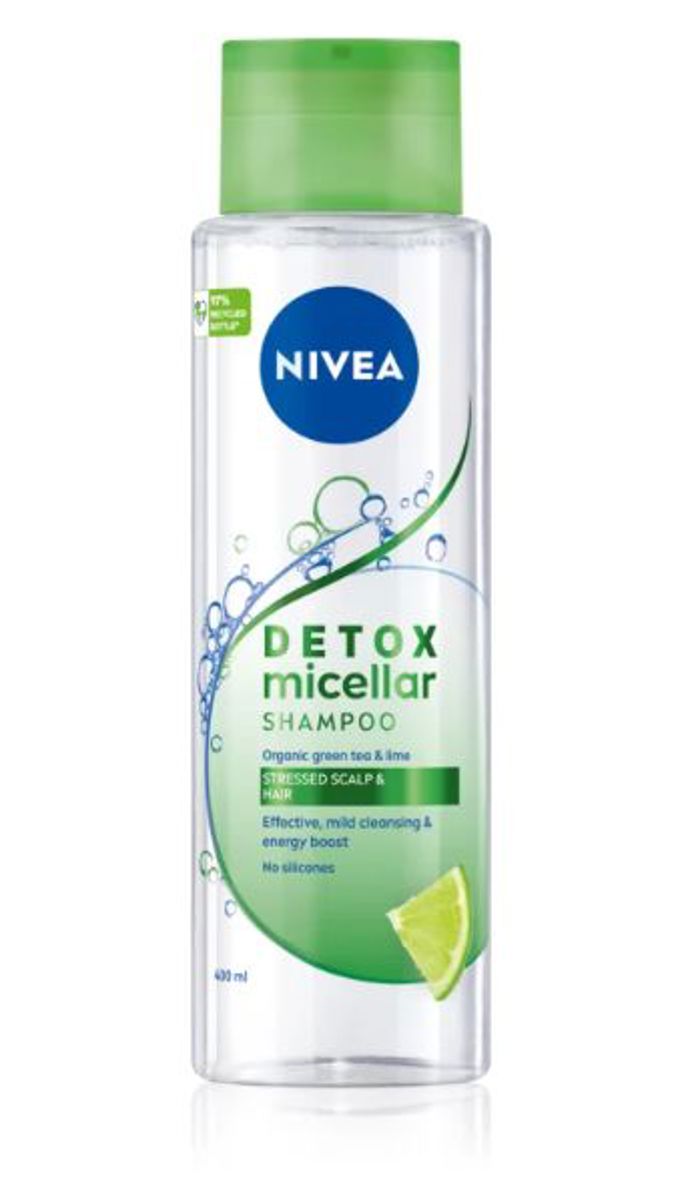 Detoxikační micelární šampon se zeleným čajem Pure Detox Micellar (Nivea)

Pokud máte citlivou pokožku hlavy, je potřeba používat šampon, který vyrovná její přirozené pH. Tento šampon nedráždí. Naopak vlasy jemně vyčistí a poskytne jim potřebnou péči. Nemusíte se bát používat ho třeba každý den. 

Cena: 150 Kč (400 ml)

 
