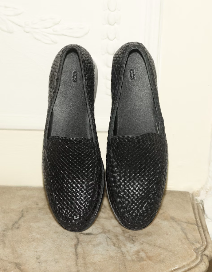 COS, 129 eur
