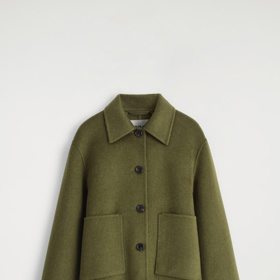 COS, od 3625 Kč
COS, od 3625 Kč