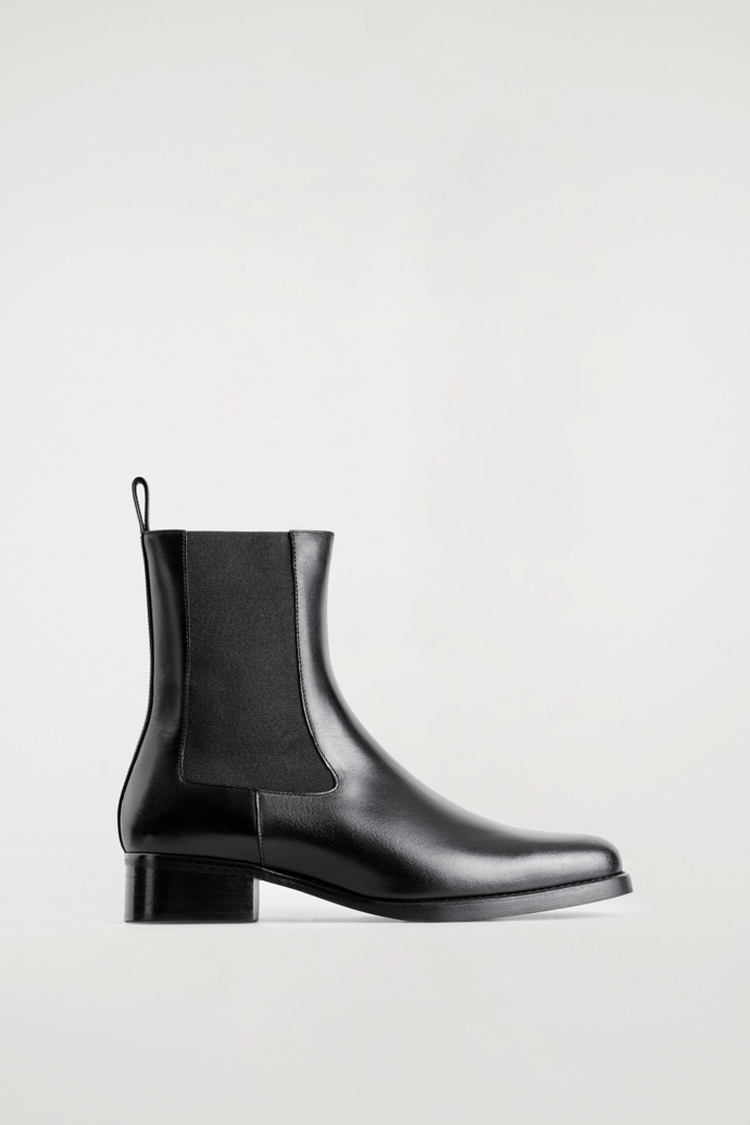 Cos, 199 eur
Cos, 199 eur