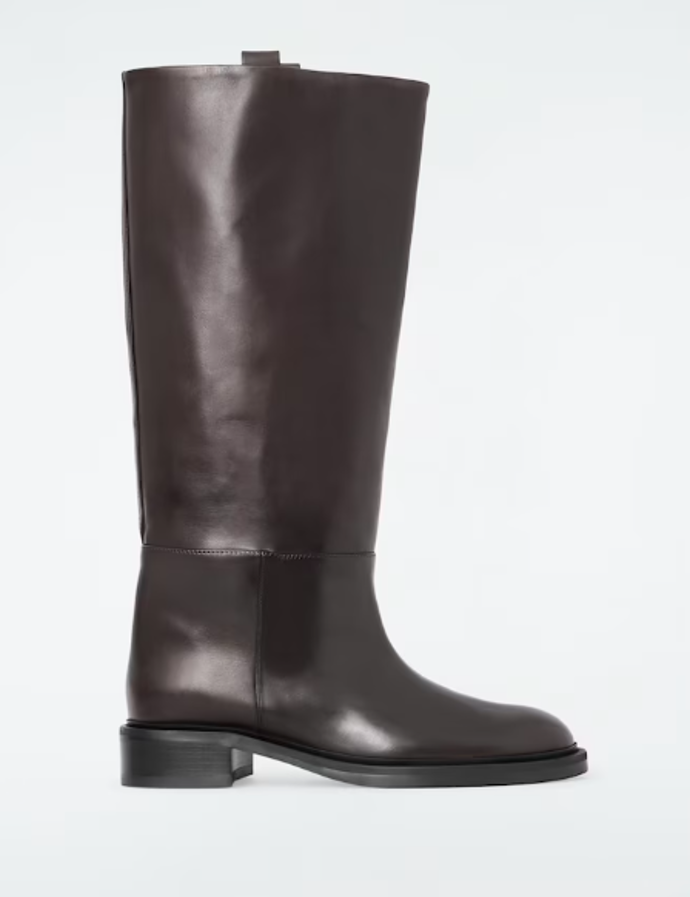 COS, 290 eur
