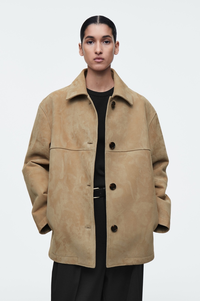 Cos, 550 eur
