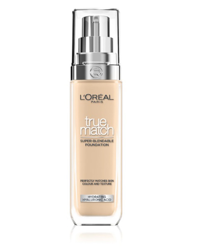 Tekutý make-up, L’Oréal Paris, 297 Kč
