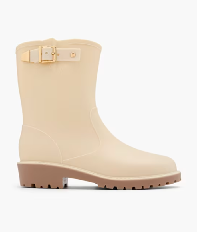 Deichmann, 599 Kč
