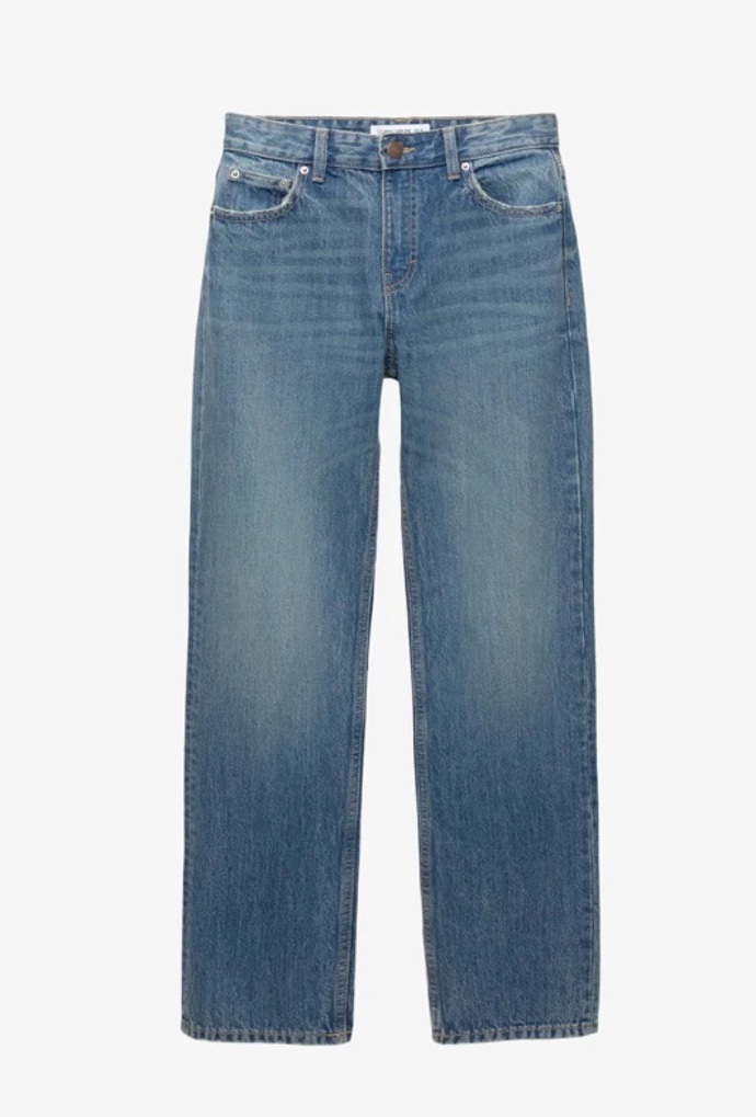 Dámské džíny v rovnými nohavicemi, PULL&BEAR, 699 Kč
