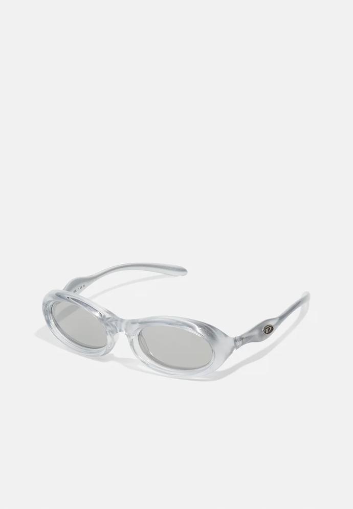 Diesel, 4700 Kč, zalando.cz

