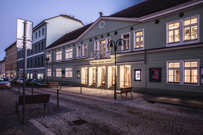 Divadlo Oskara Nedbala Tábor
Divadlo Oskara Nedbala Tábor