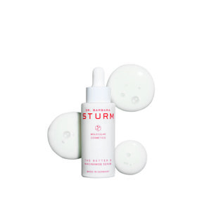 Pleťové sérum The Better B Niacinamide Serum, Dr. Barbara Sturm, 30 ml, 3250 Kč
Pleťové sérum The Better B Niacinamide Serum, Dr. Barbara Sturm, 30 ml, 3250 Kč