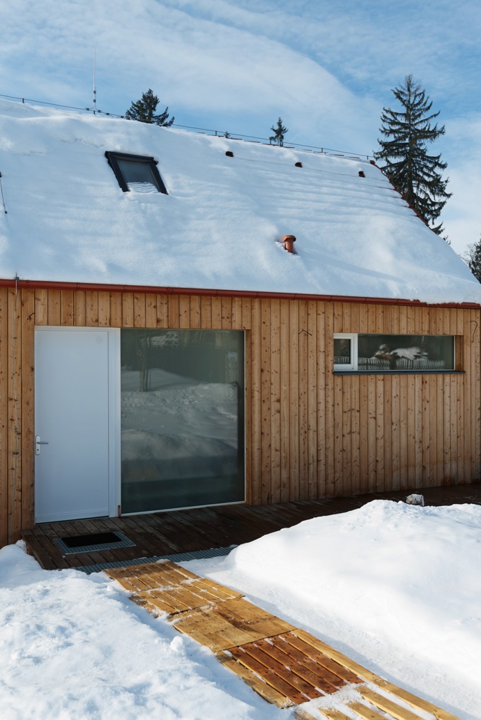 Majitelé mají rádi dřevo, přírodu a často jezdí do Norska.
Majitelé mají rádi dřevo, přírodu a často jezdí do Norska.