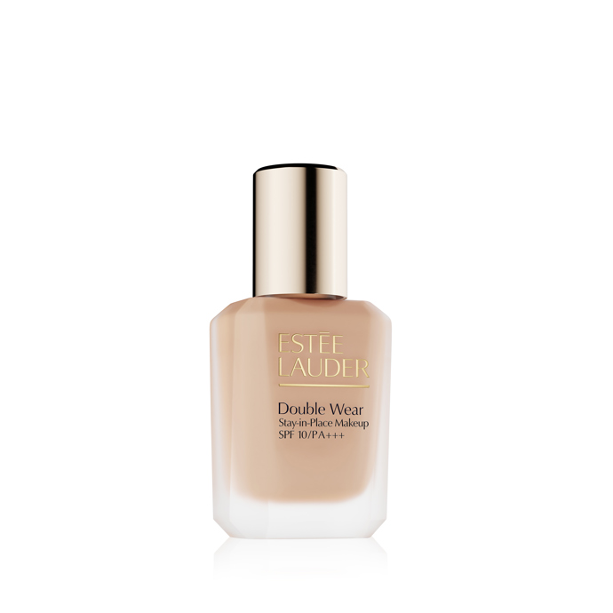 Dlouhodržící, ale zároveň prodyšný make-up Double Wear Stay-in-Place Makeup Estée Lauder, 1 650 Kč
