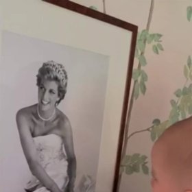 Dosud nepublikované fotografie Harryho rodiny Dosud nepublikované fotografie Harryho rodiny
