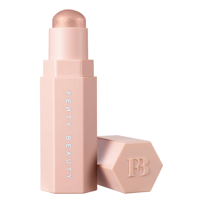 Rozjasňovač, Fenty Beauty, 790 Kč
