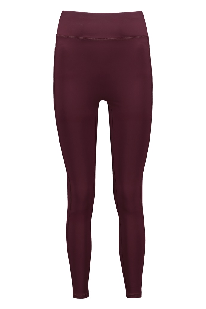 F&F, 399 Kč
F&F, 399 Kč