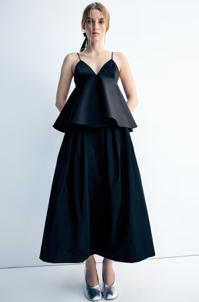 Áčková sukně, H&M, 959 Kč
