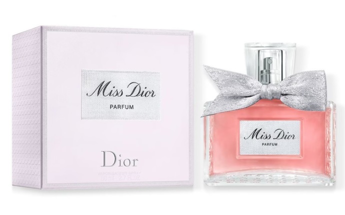 DIOR luxusní květinový parfém s ovocnými a dřevitými tóny, 125 ml, Douglas, 4 415 Kč
